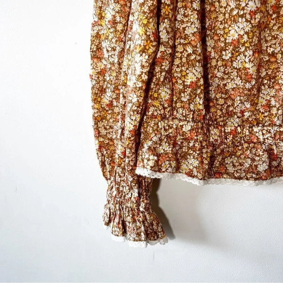 American Eagle Size Large Ditsy‎ Floral Top Smocking High Neck Brown Fall Tones - Picture 6 of 7